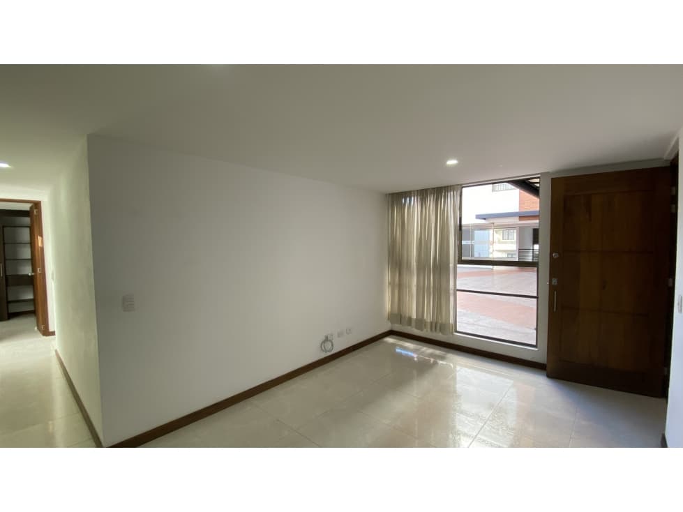 T0235. Alquiler! Apartamento con parqueadero, ascensor en La Ceja - 1