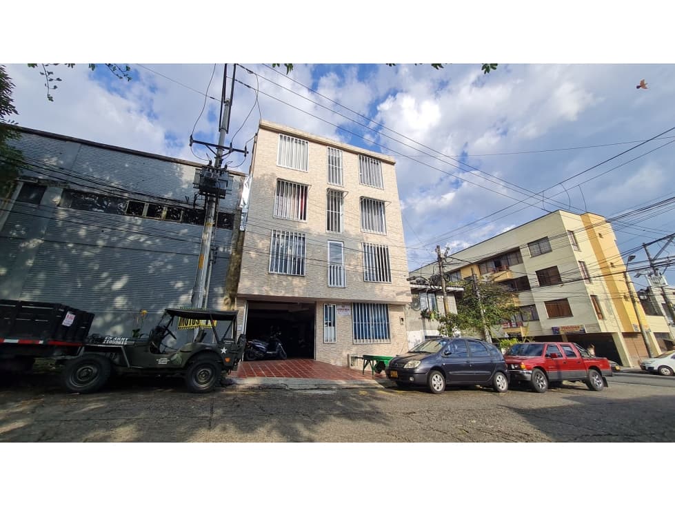 Edificio de 4 pisos cerca al centro de Pereira - 1