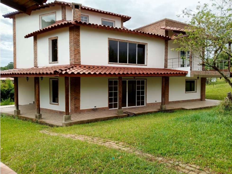 Casa campestre en condominio - 1