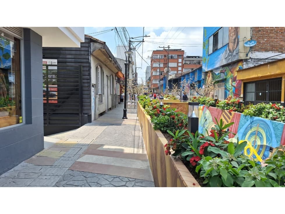 Local comercial a una cuadra del Parque-Santa Rosa de Cabal - 1