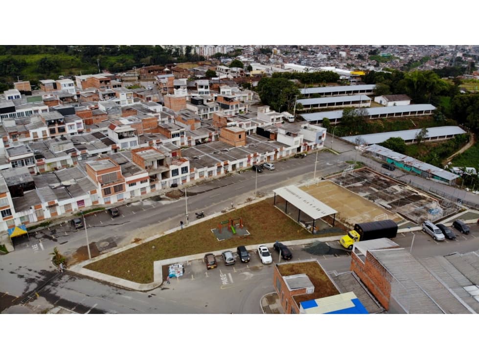 Casa con plancha para piso 2 en Mirador de La Estancia, Dosquebradas - 1