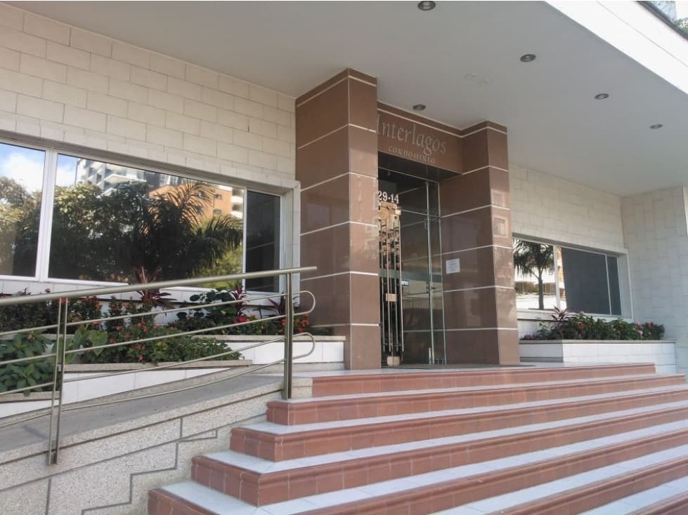 APARTAMENTO EN VENTA INTERLAGOS CONDOMINIO BARRIO BOLARQUI - 1