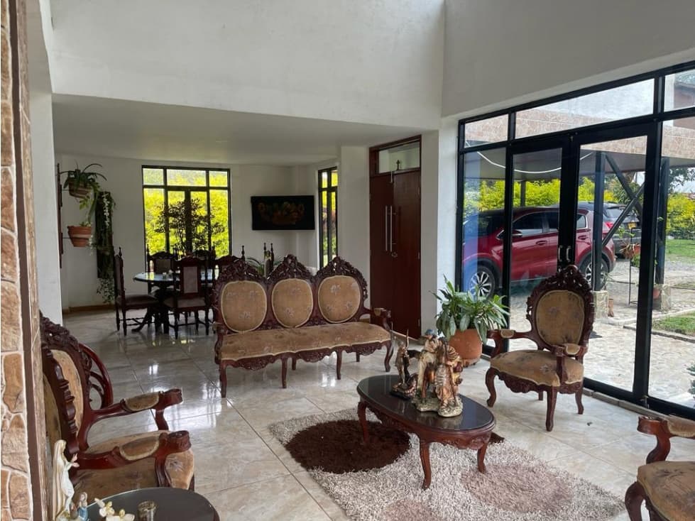 SE VENDE HERMOSA CASA CAMPESTRE EN CIRCASIA QUINDIO COLOMBIA - 1