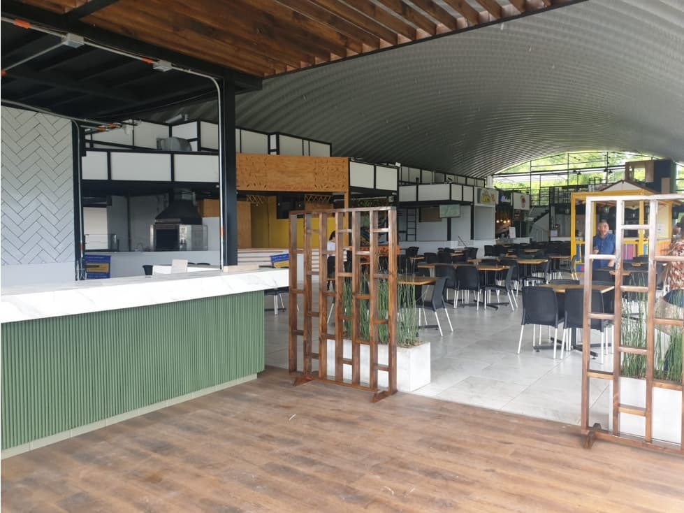 SE VENDE LOCAL EN CENTRO COMERCIAL AL NORTE DE ARMENIA QUINDIO - 1