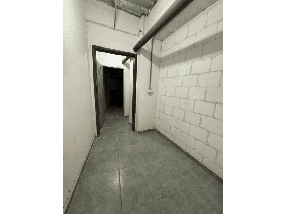 Venta Depósito Norte Armenia - Quindío. Colombia COD: 8339400 - 1