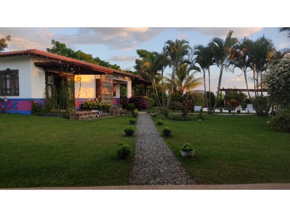 Venta Casa Campestre vía a Montenegro Quindío (COL) COD: 9776069 - 1