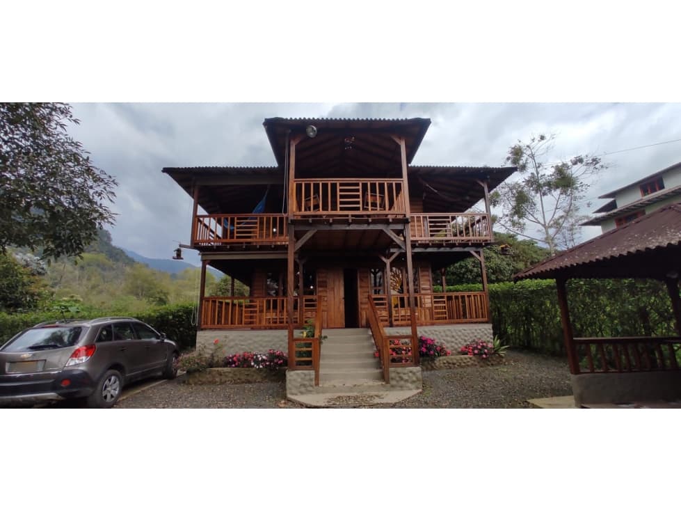 VENTA DE CASA EN LA FLORIDA, PEREIRA TIPO COLONIAL, AMOBLADA - 1