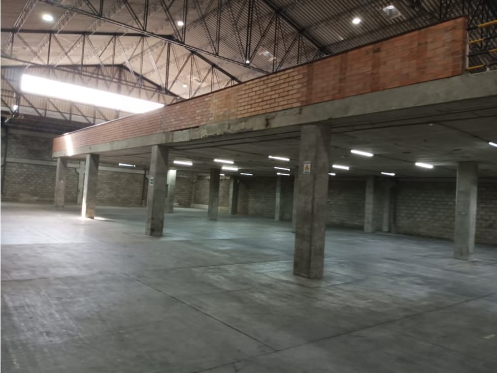 VENTA DE BODEGA EN ZONA FRANCA DE RIONEGRO - 1