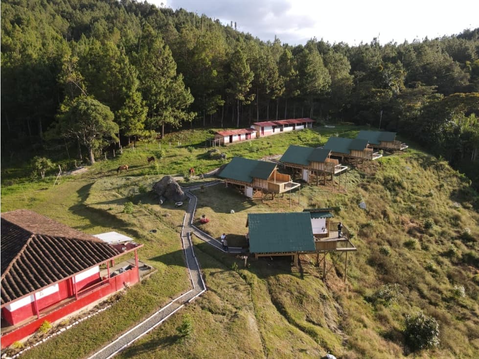Finca eco hotel tipo Glamping en venta en Jericó - 1