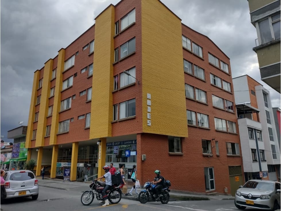 Se Vende Local en el Edificio los Andes en Armenia Quindío - 1
