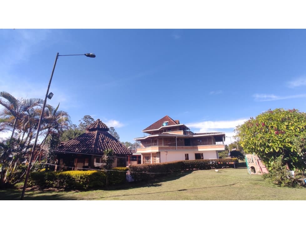 ALQUILA FINCA LLANOGRANDE, ANTIOQUIA - 1