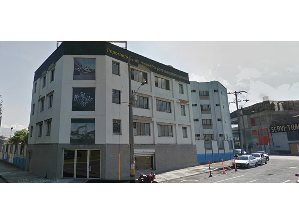 VENTA DE EDIFICIO PLAZA MAYOR-MEDELLIN - 1