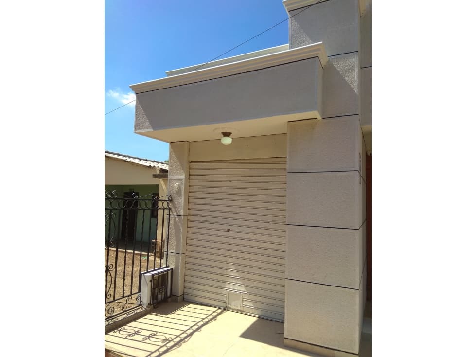 Local excelente ubicacion. - 1