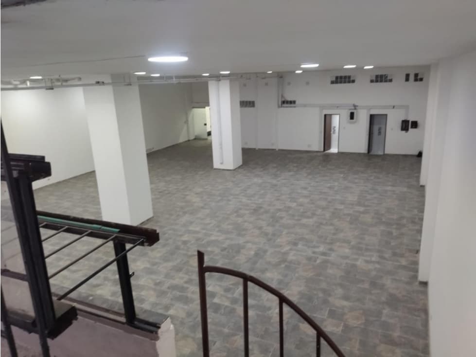 VENTA/ARRIENDO/PERMUTA OFICINA/LOCAL Centro Bogotá - 1