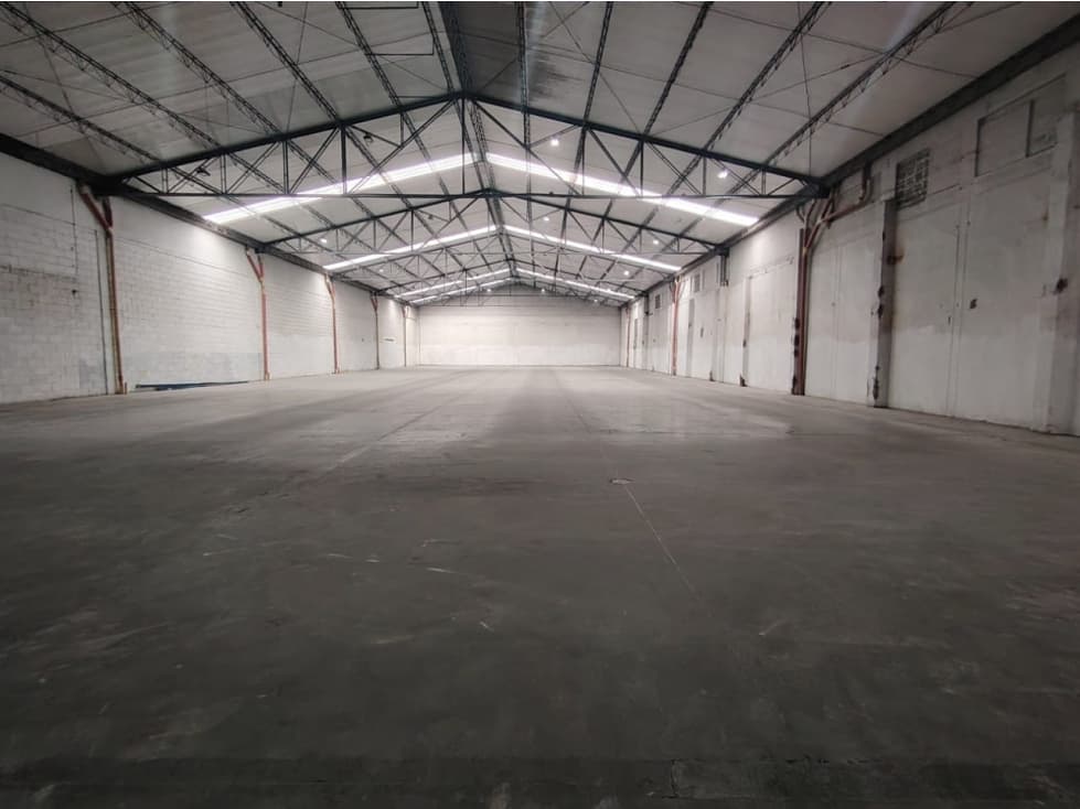 Venta bodega Itagüí sector Simón Bolívar - 1