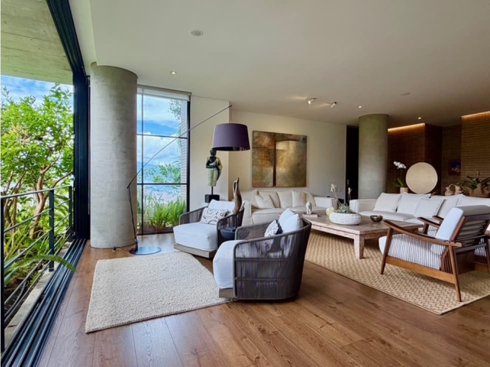 Apartamento de lujo en venta, Envigado Poblado San Lucas - 1