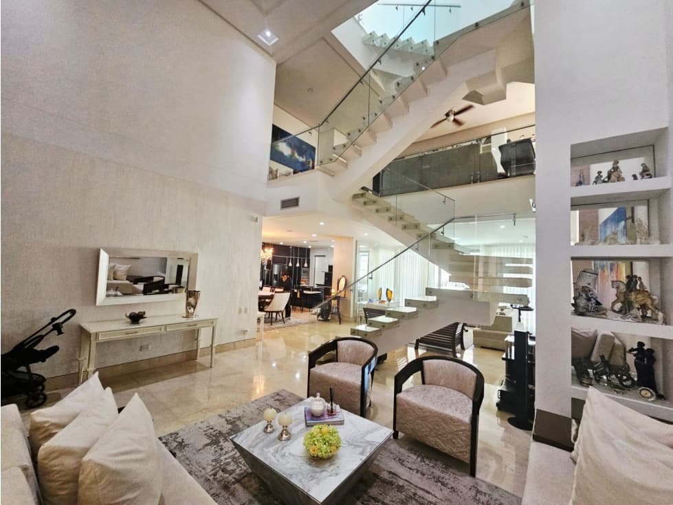 VENTA DE CASA LUXURY EN VILLA CAMPESTRE - 1