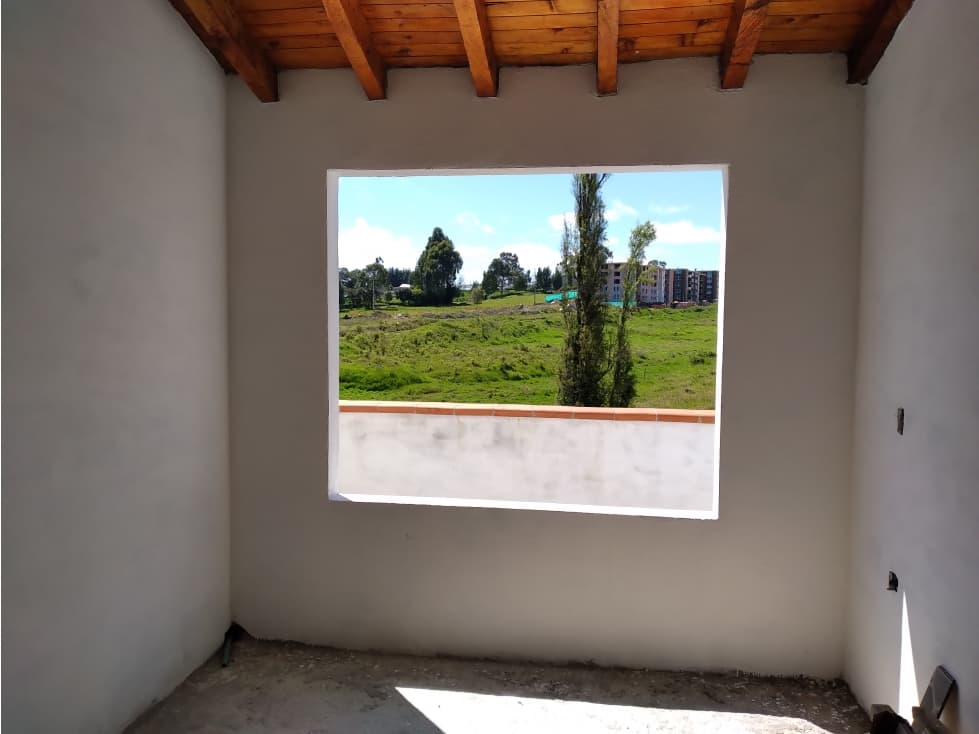 VENTA CASA 112M2 TRES NIVELES OBRA GRIS LA UNIÓN - ANTIOQUIA - 1