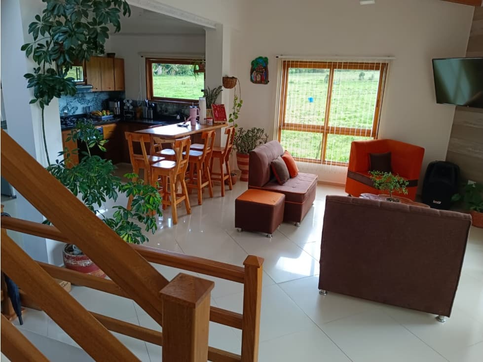 VENTA CASA PISO 2 CON MANSARDA 115 M2 LA UNIÓN ANTIOQUIA - 1
