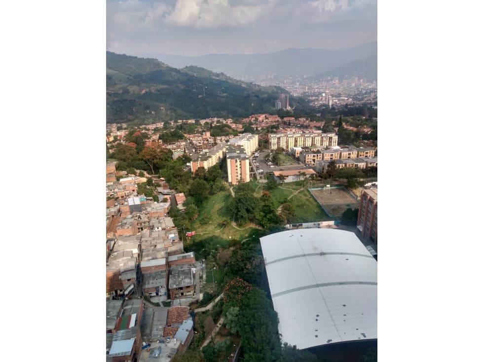 Se VENDE APARTAMENTO SAN ANTONIO DE PRADO, sector VILLA LOMA. - 1