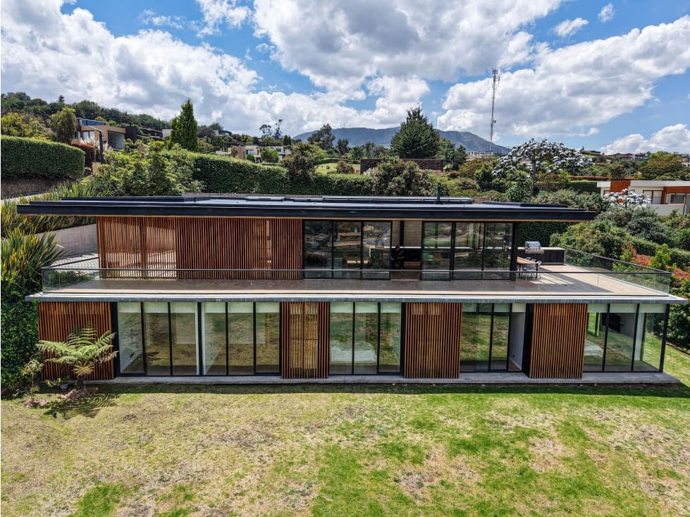 Venta casa diseño Axxis en La calera - 1