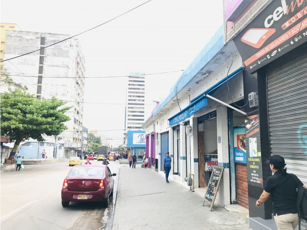 LOCAL EN PLENO CENTRO DE BARRANQUILLA - 1