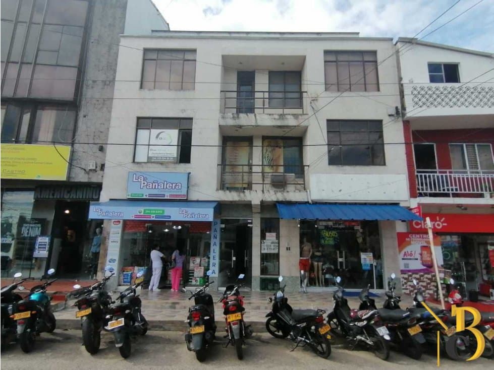 ARRIENDO OFICINAS CON BAÑO PRIVADO EN EL CENTRO DE YOPAL CASANARE - 1