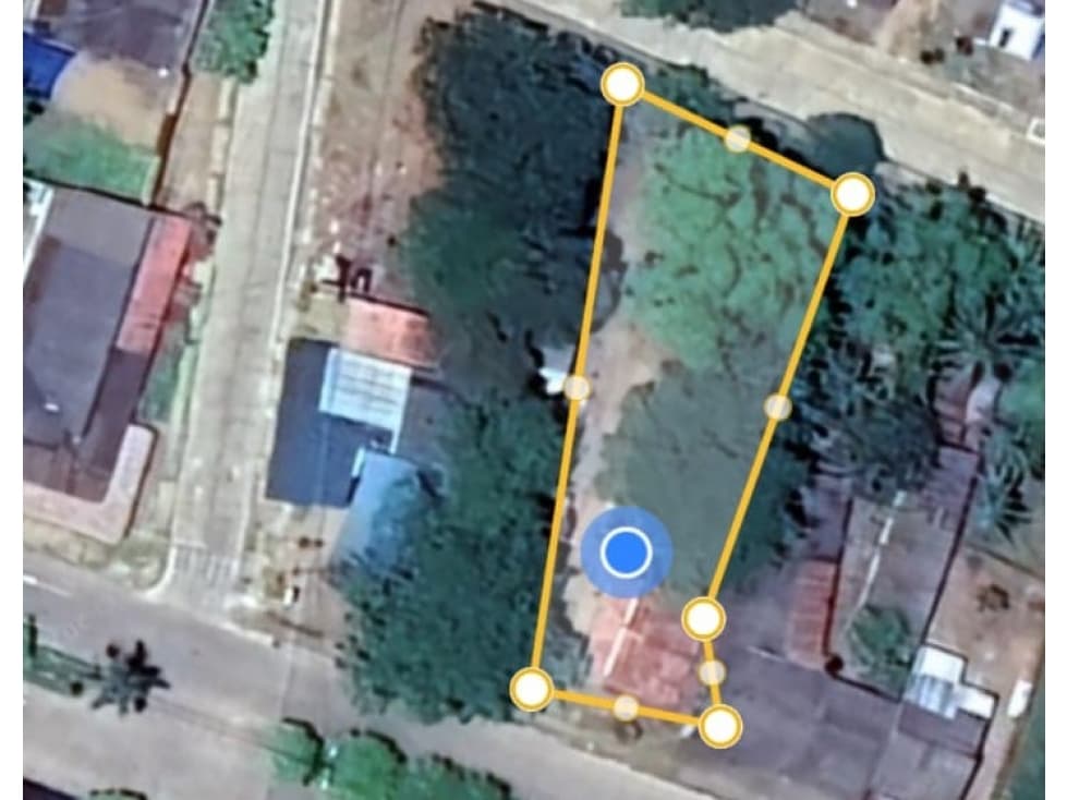 SE VENDE LOTE EN MANI - 1