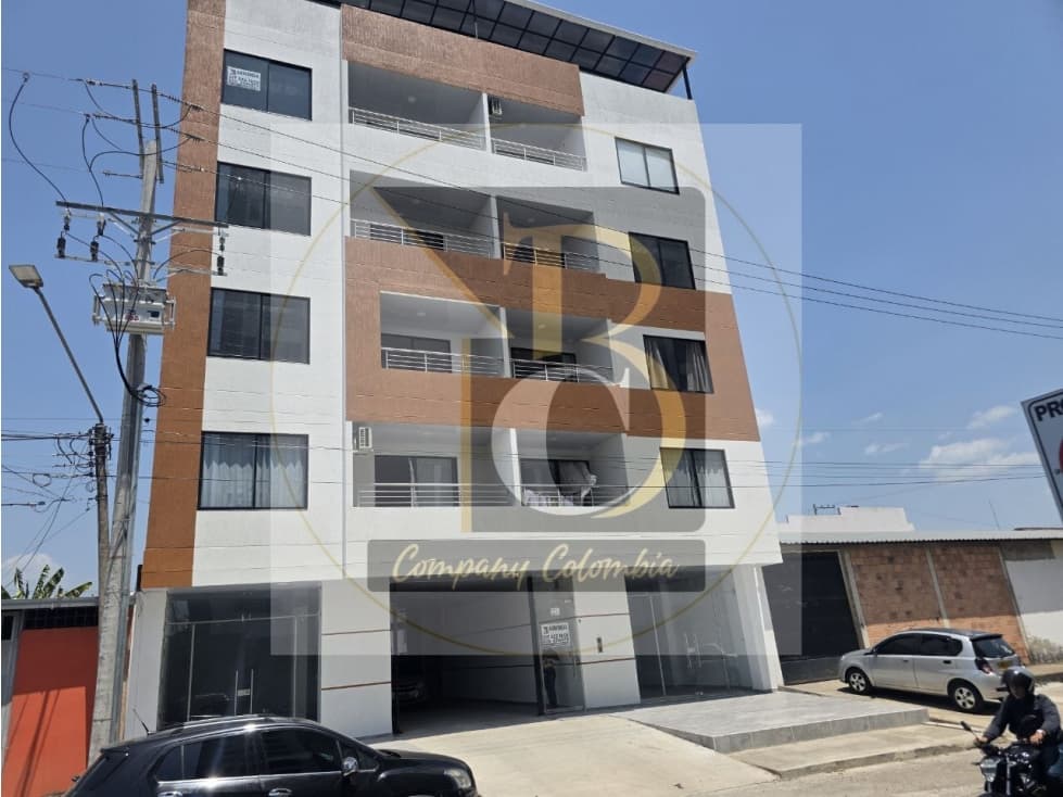 SE ARRIENDA LOCAL PARA ESTRENAR PRIMER PISO - EDIFICIO SAN JORGE - 1