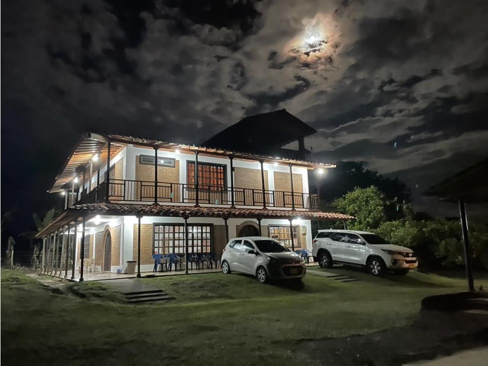 Finca productiva en venta sector Quimbaya (6 Has) - 1