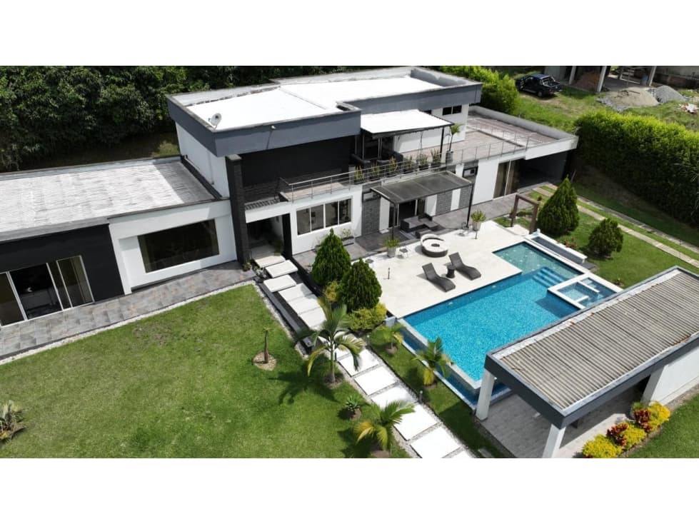 Casa campestre amoblada en arriendo sector Aeropuerto - 1