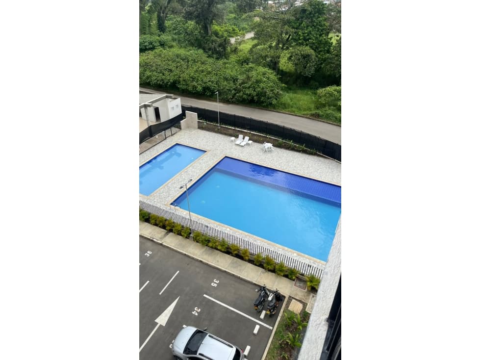 Arriendo Apartamento En Portal De Jamundí 7Piso - 1