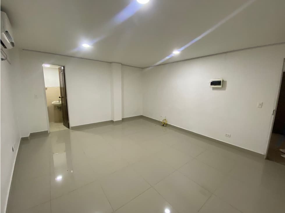 Oficina en arriendo sector Envigado Centro - 1