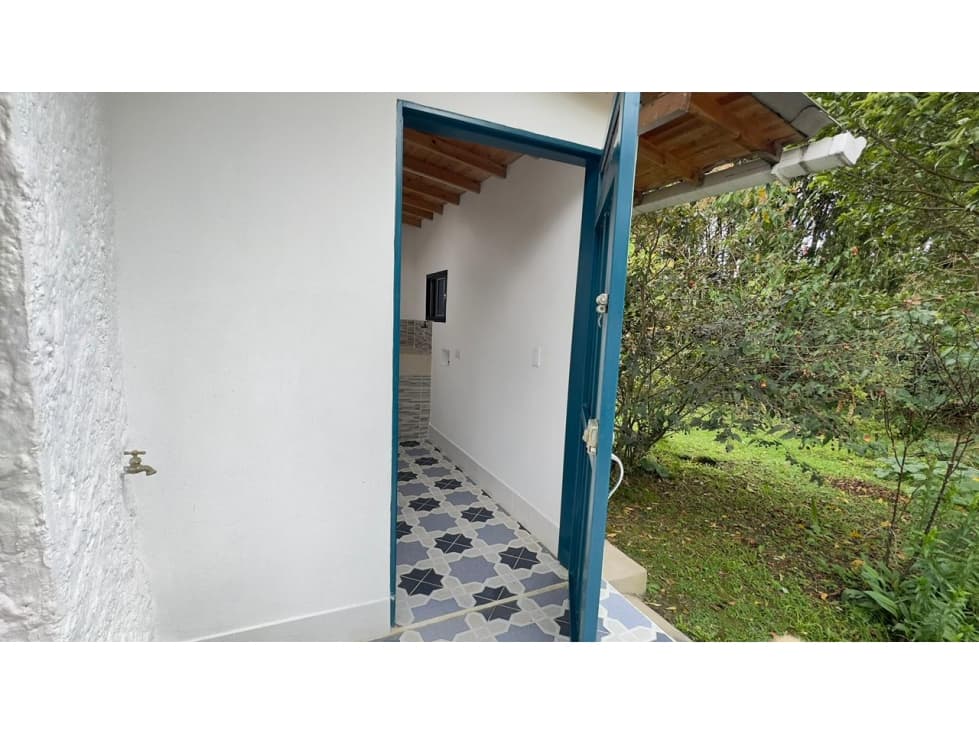 SE RENTA APARTAESTUDIO VEREDA HOJAS ANCHAS GUARNE - 1