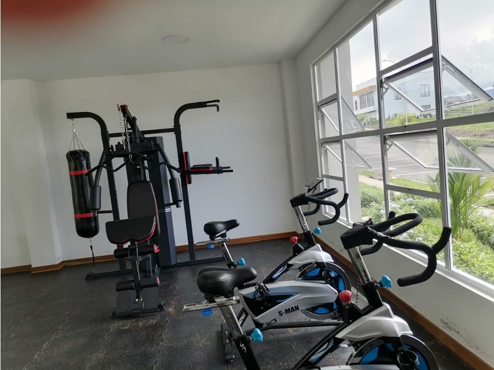 Venta de hermoso lote condominio campestre entre la Virginia y Viterbo - 1