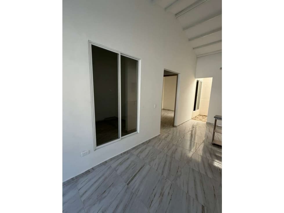 SE VENDE HERMOSA CASA EN CARTAGO - 1