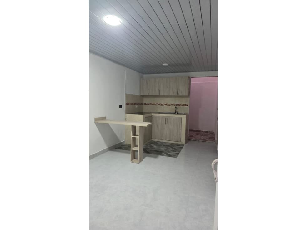 SE VENDE CASA EN CAMILO TORRES UN SOLO NIVEL REMODELADA - 1