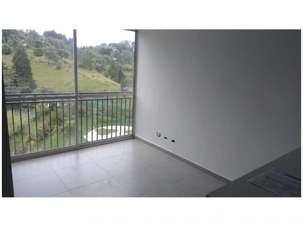 SE VENDE APARTAMENTO EN GUARNE - 1