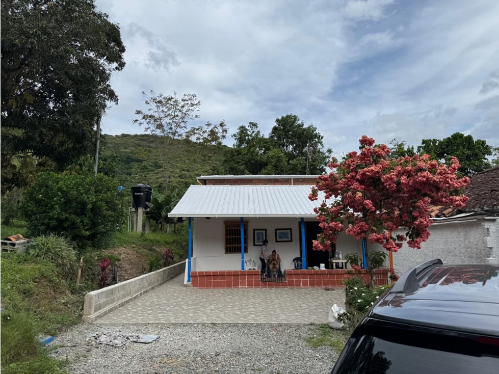 VENTA DE CASA FINCA INDEPENDIENTE EN SAN JERONIMO - 1