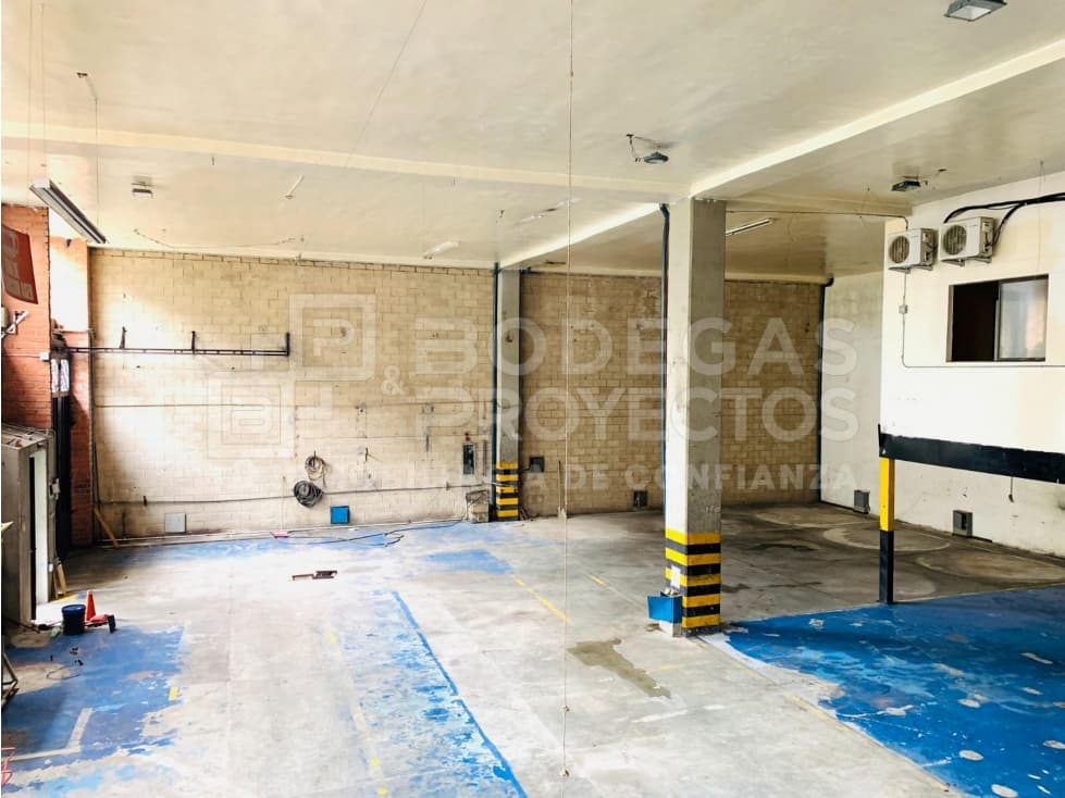 BODEGA EN VENTA LA ESTRELLA - 1