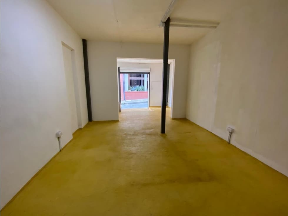 ARRIENDA LOCAL CENTRO - 1