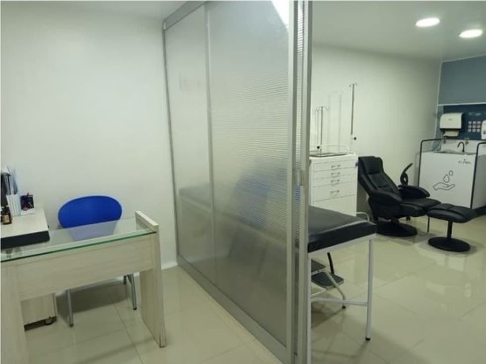 VENTA CONSULTORIO VERSALLES - 1