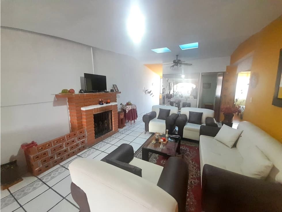 VENTA CASA CHIPRE - 1