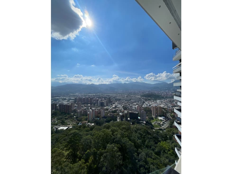 Apartamento Arriendo Amoblado. Poblado, las Palmas. - 1