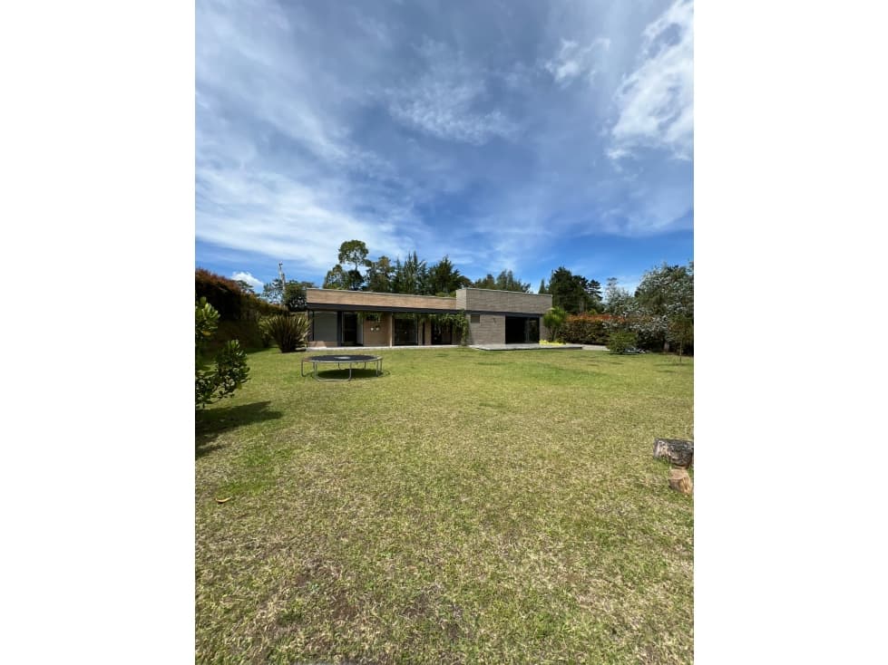 Espectacular Casafinca para arrendar. Vereda Pantanillo, El Retiro. - 1