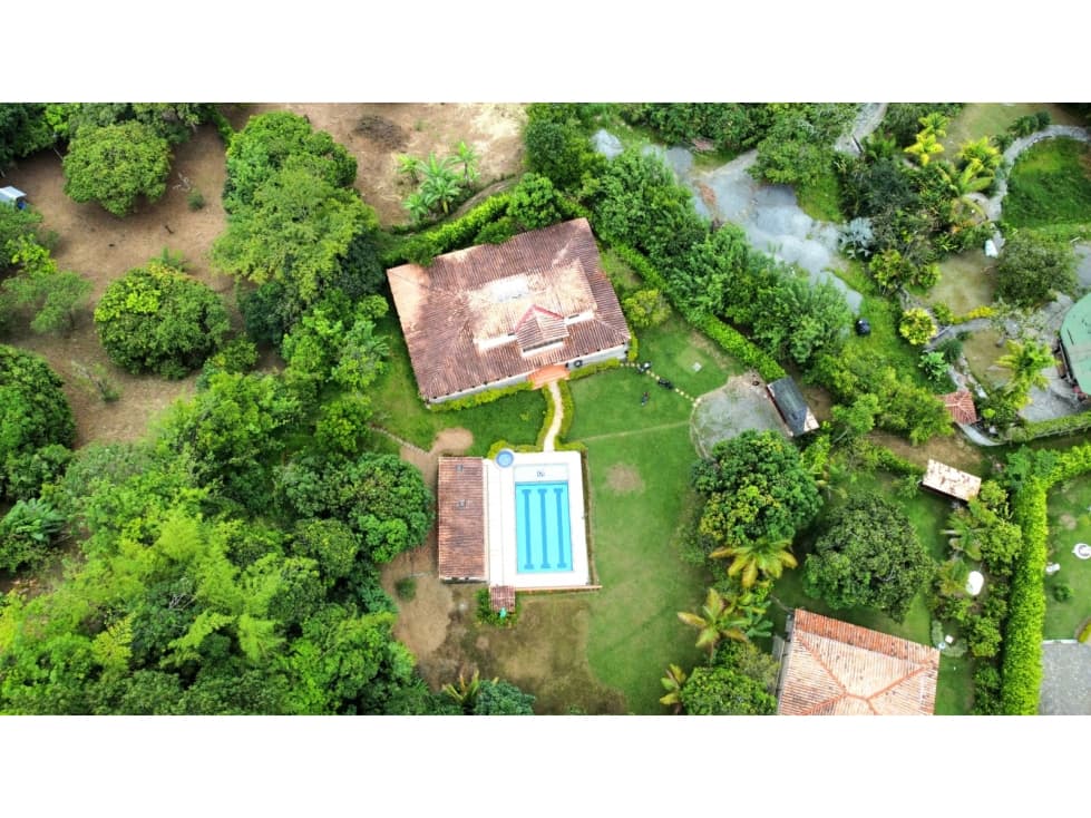 Venta de finca en Vereda Llanos de San Juan, San Jerónimo - 1