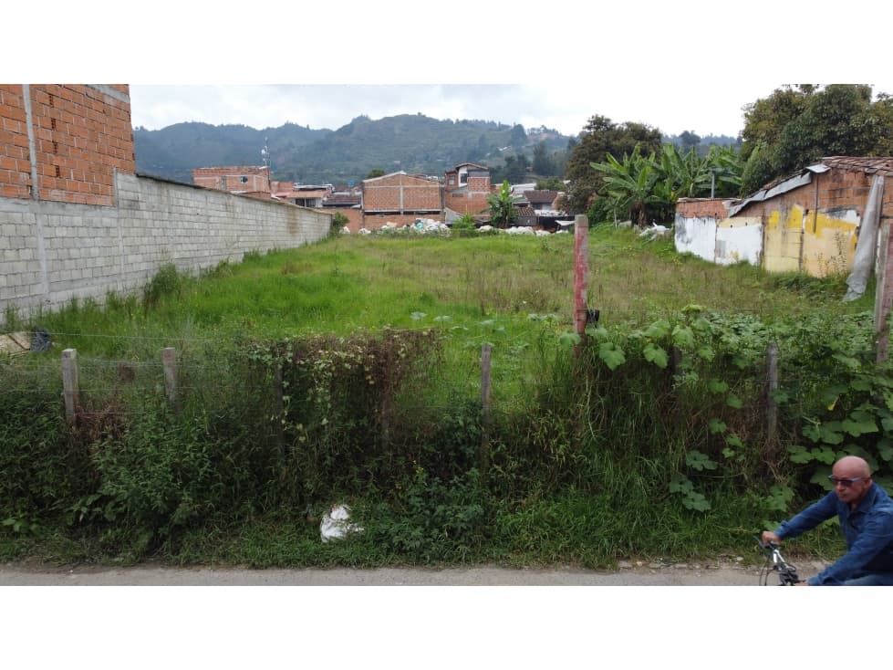 Venta de lote para desarrollo inmobiliario en La Ceja, Antioquia - 1