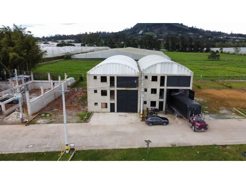 Bodega para la Venta en La Ceja Vereda Guamito - 1