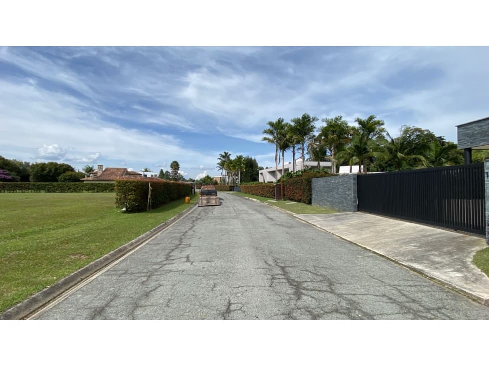 Lote en Venta en Llanogrande sector la Amalita - 1