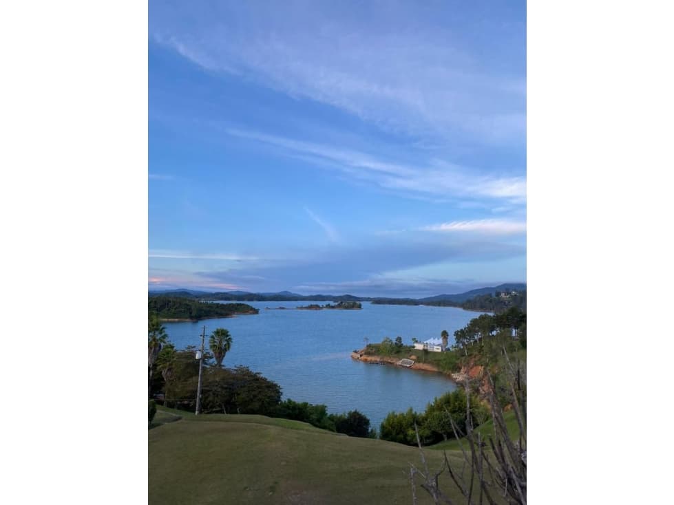 Hotel en Venta en Guatape - 1